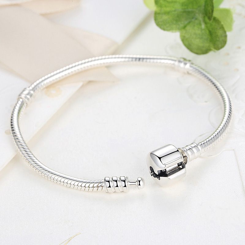 925 sterling silver threaded snake plain bracelet with hidden safety clasp in 17cm, 19cm, 20cm, and 21cm sizes.
