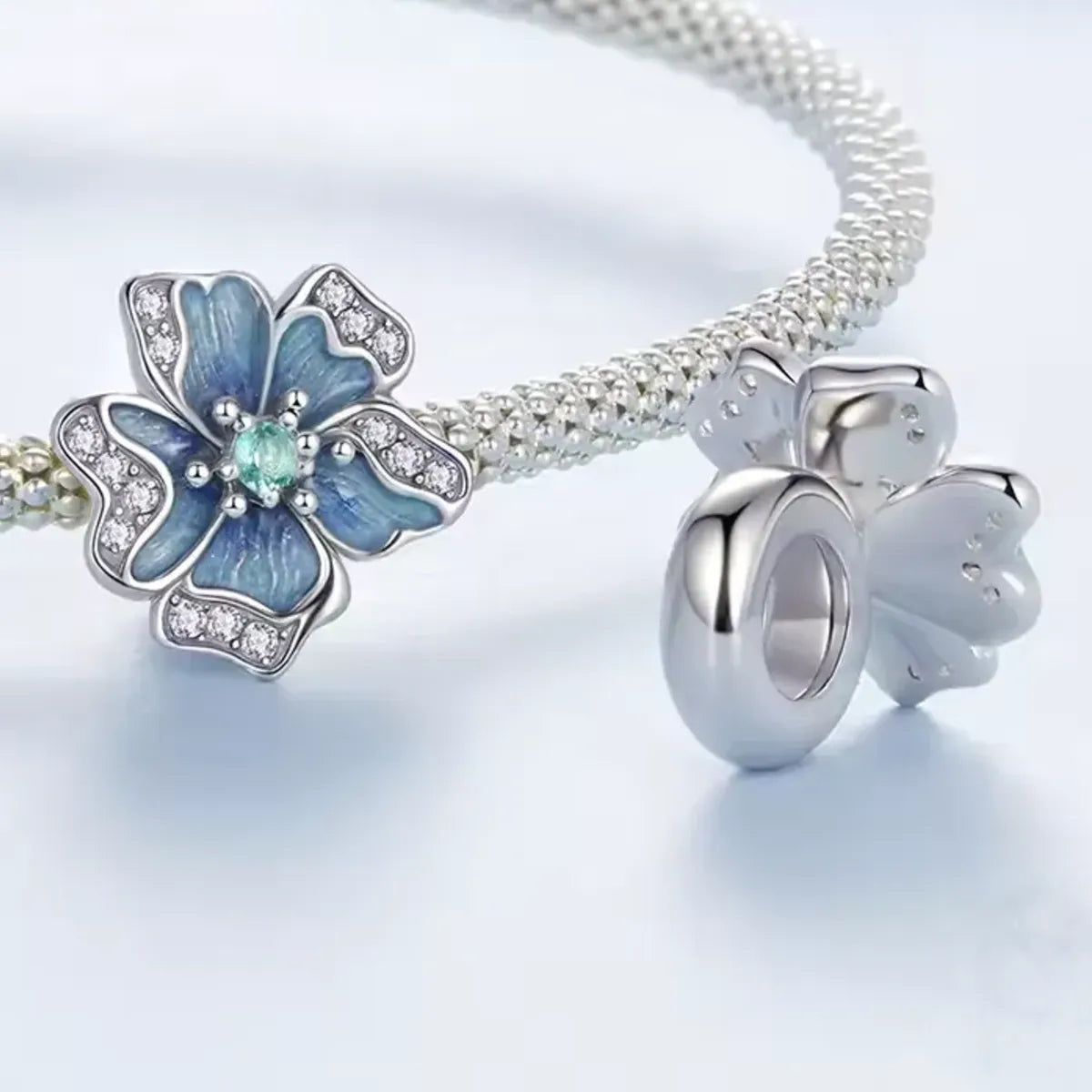 Exquisite Blue Flower Stopper | CZ EN
