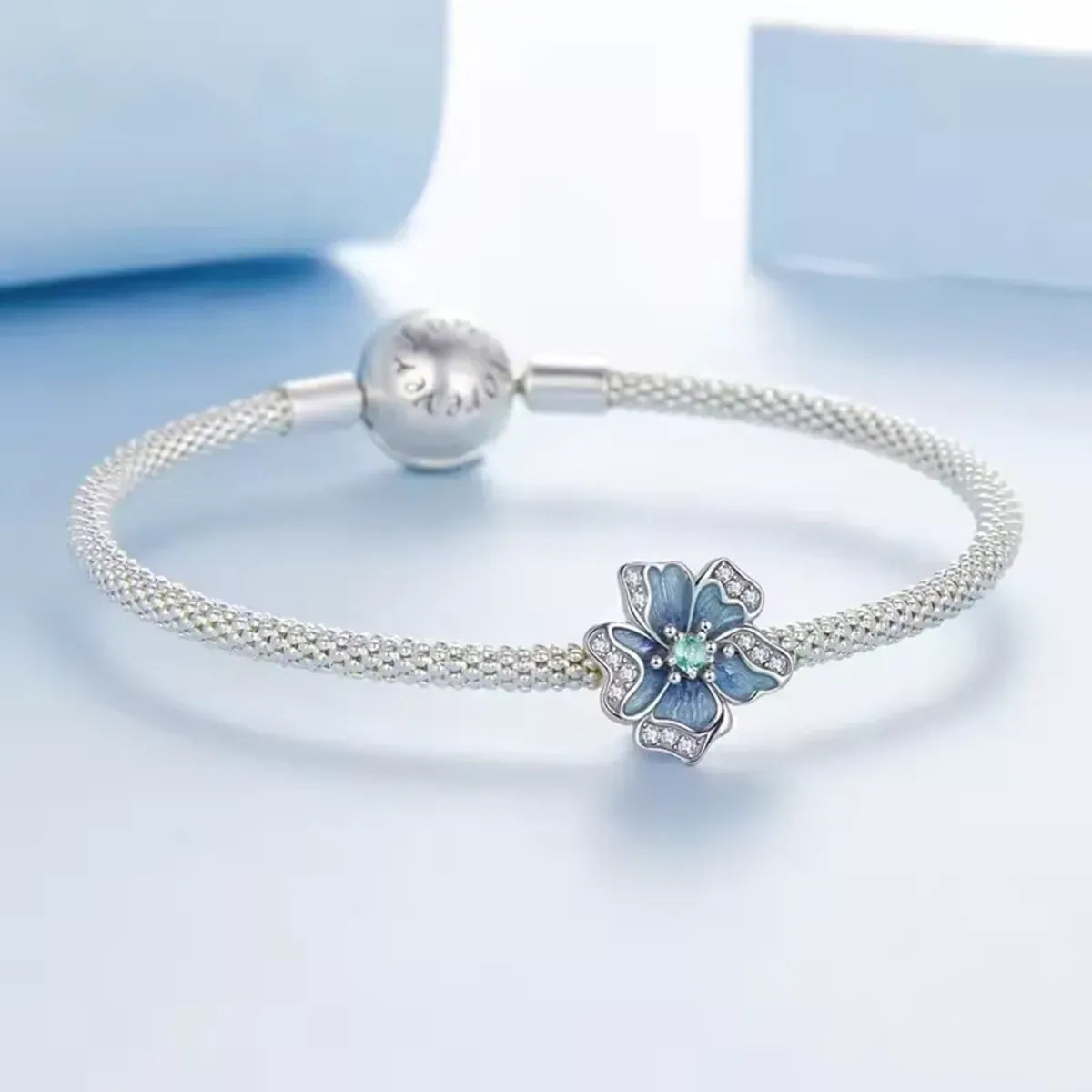 Exquisite Blue Flower Stopper | CZ EN