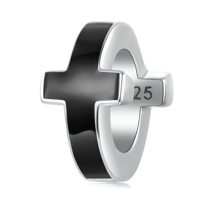 Beautiful Black Cross Spacer | EN