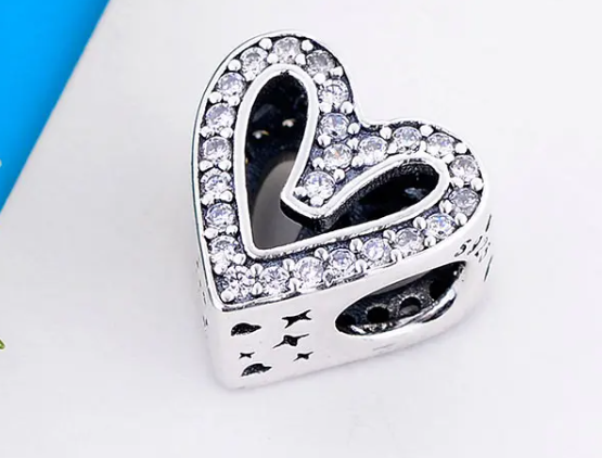 Beautiful Heart Charm | CZ