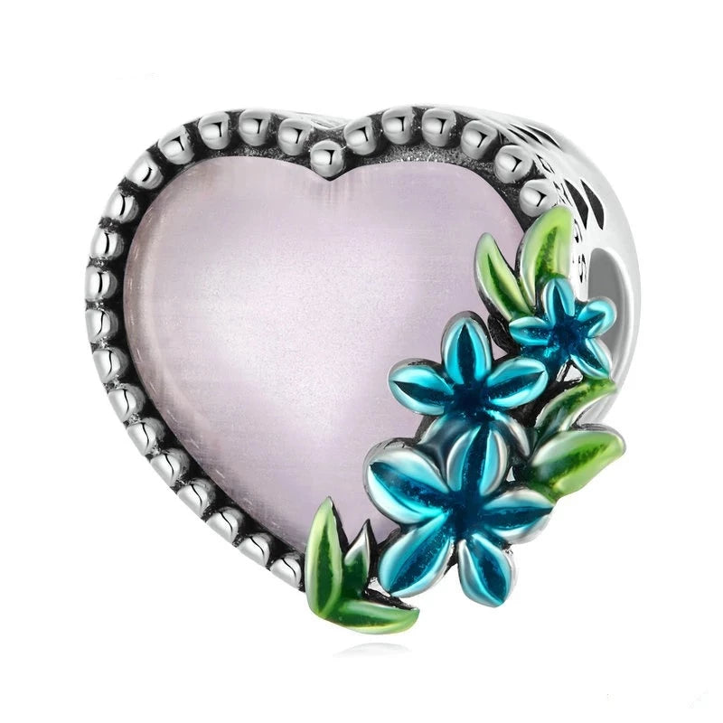 Retro Flower Charm | EN