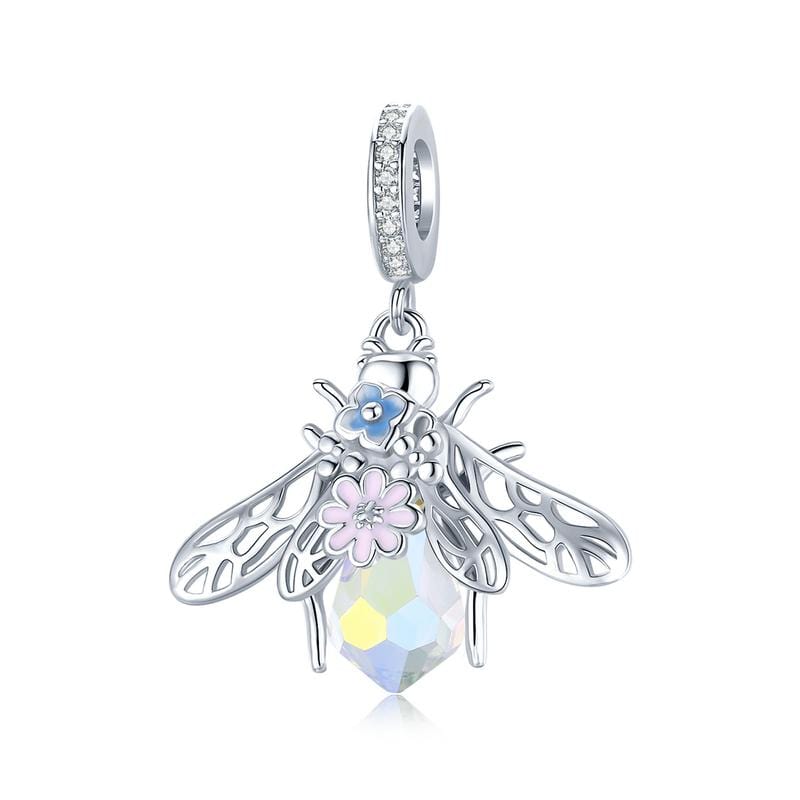 Add some buzz-worthy charm to your collection with the Opal Bee Dangle Charm. This beautifully designed charm features a bee with vibrant enamel and intricate details, compatible with Pandora and other popular charm bracelets. Whether you're a lover of all things nature or want to add a unique charm to your collection, this charm is a great choice.