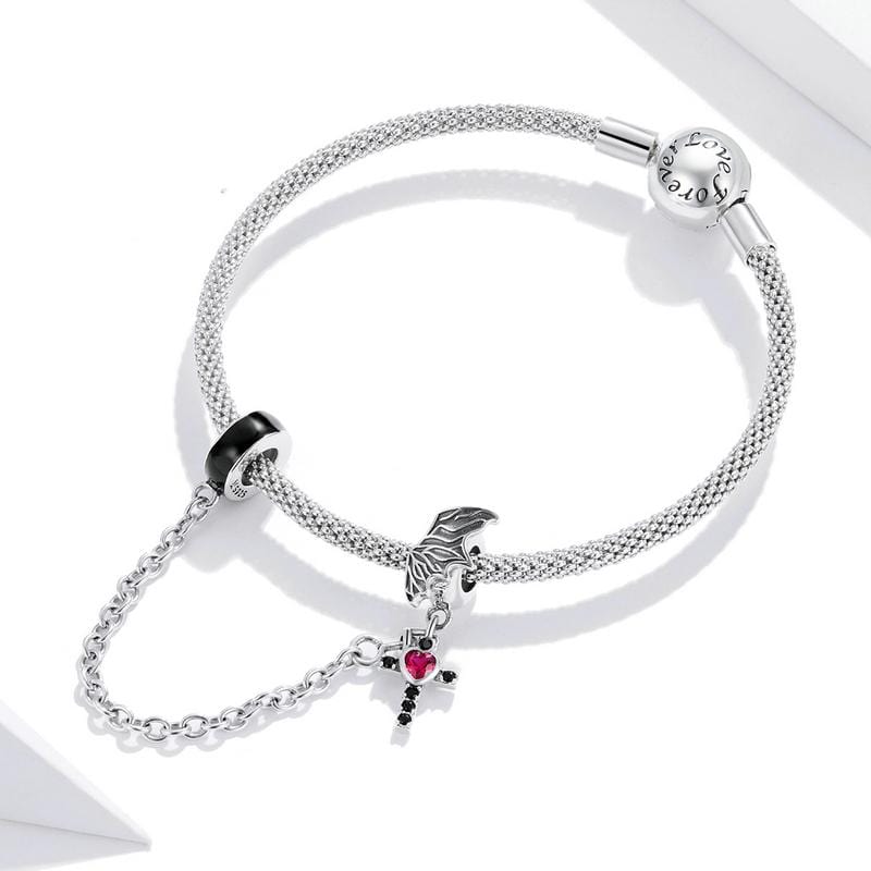 Winged Cross Safety Chain | CZ EN