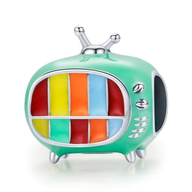 Vintage TV Charm | EN