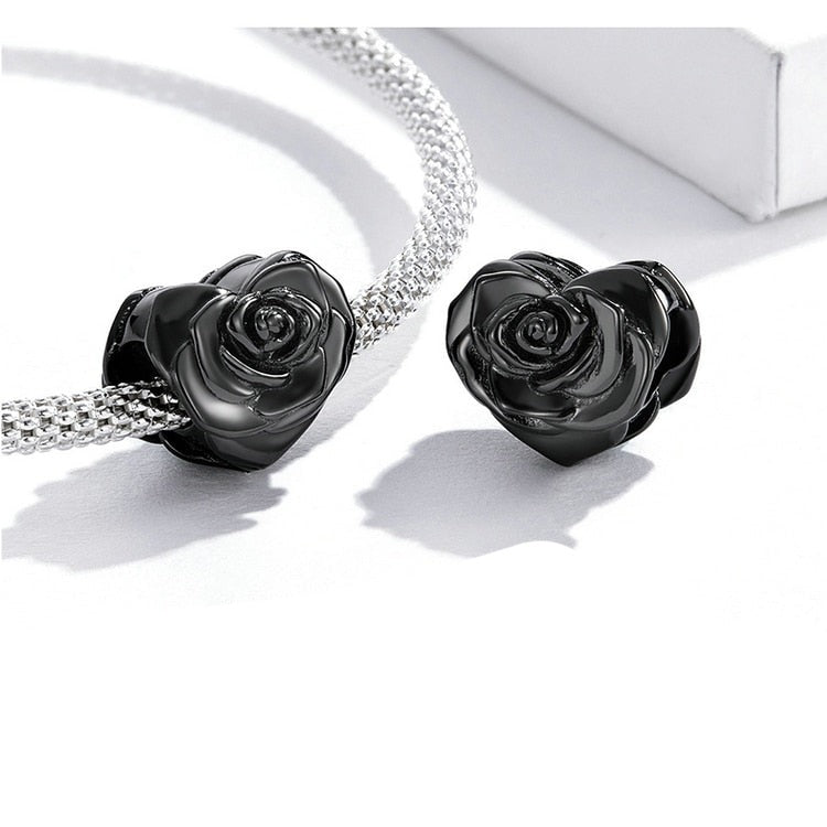 Black Rose Heart Charm | EN